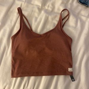 Vuori Halo Performance crop